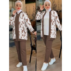 طقم جاكيت مزهر بني مع بنطال